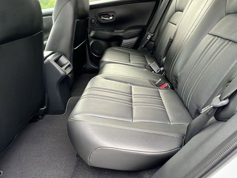 New 2026 Honda HR-V EX-L image 18