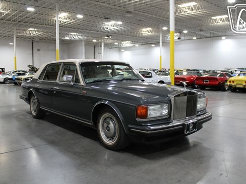 Used 1990 Rolls-Royce Silver Spur II image 40
