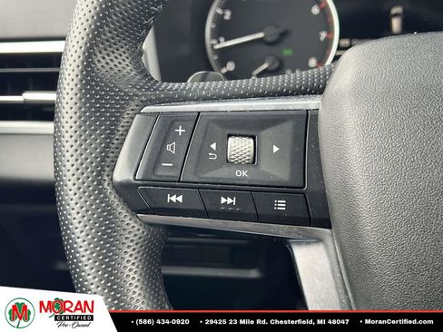 Used 2024 Mitsubishi Outlander FWD image 24