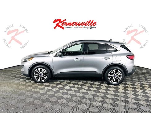 Used 2021 Ford Escape SEL image 4