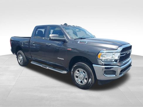 Used 2021 RAM 2500 Tradesman w/ Chrome Appearance Group AWD/4WD image 7
