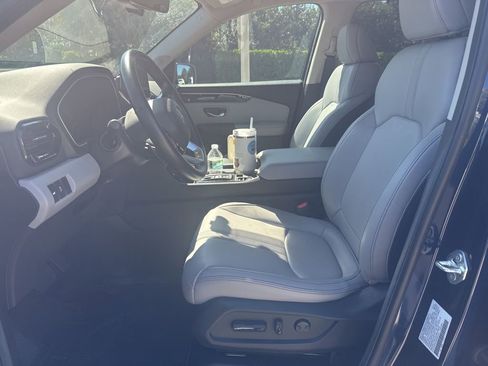 Used 2025 Honda Pilot Touring image 25