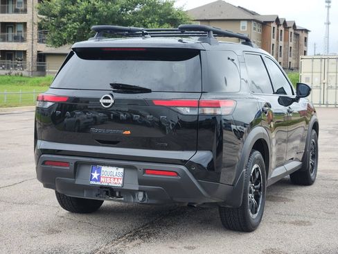 Used 2023 Nissan Pathfinder Rock Creek AWD/4WD image 3