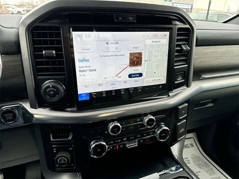 New 2025 Ford F150 Lariat w/ Equipment Group 501A Mid image 14