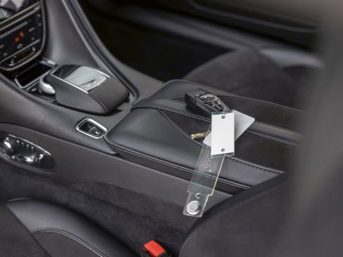 Used 2019 Aston Martin DBS Superleggera image 65