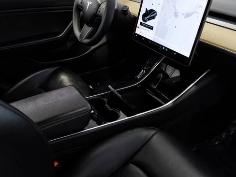 Used 2020 Tesla Model 3 Long Range image 25