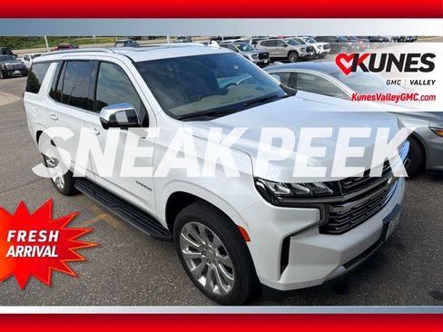 Used 2021 Chevrolet Tahoe Premier w/ Premium Package AWD/4WD image 1