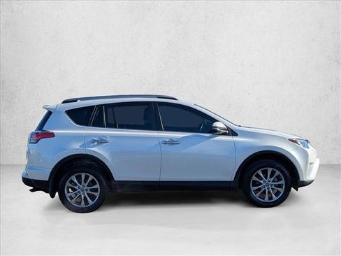 Used 2018 Toyota RAV4 Limited image 4