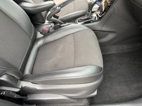 Used 2018 Buick Encore Preferred FWD image 14