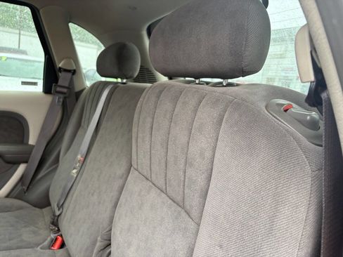 Used 2001 Chrysler PT Cruiser Base 4dr Wagon image 24