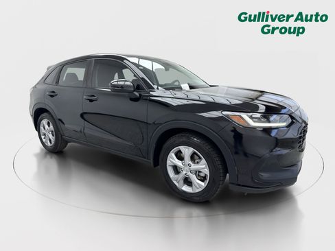 Used 2023 Honda HR-V LX image 12