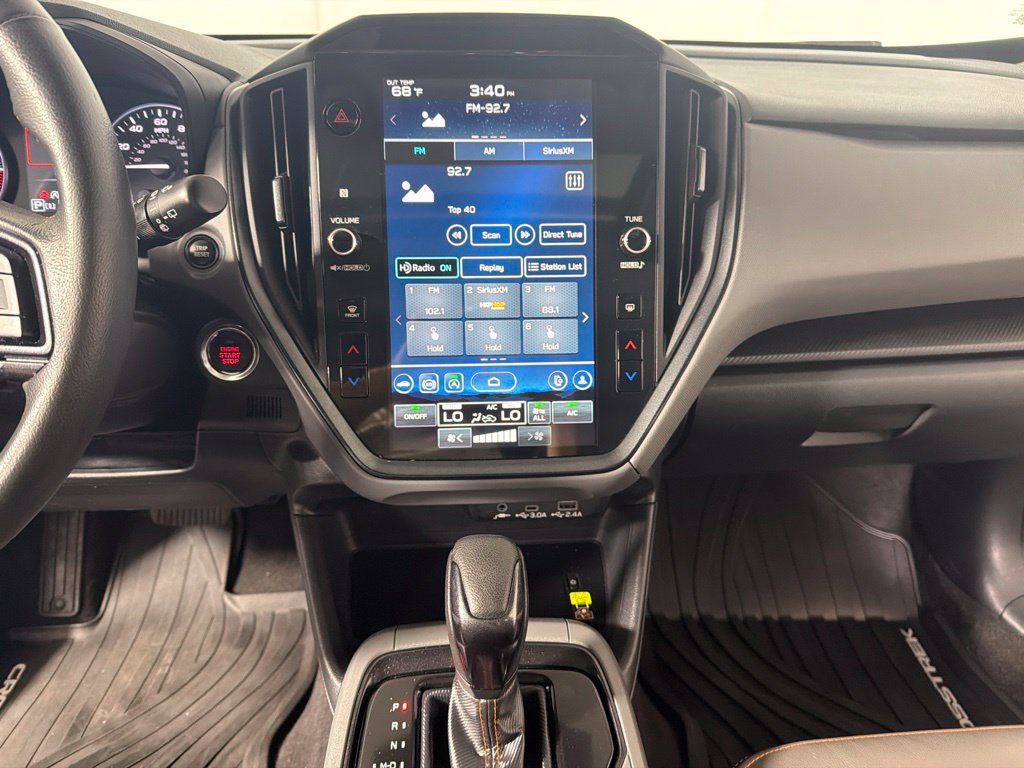 Used 2024 Subaru Crosstrek 2.5i Limited w/ Crosstrek Mirror Package AWD/4WD image 15
