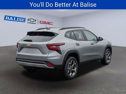 New 2026 Chevrolet Trax LT w/ Driver Confidence Package