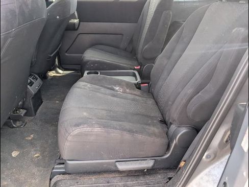 Used 2012 MAZDA MAZDA5 Sport FWD image 9