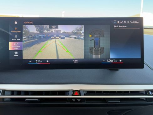 Certified 2022 BMW iX xDrive50 w/ Dynamic Handling Package image 30