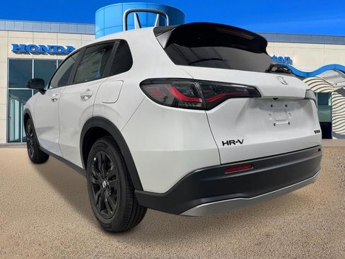 New 2026 Honda HR-V Sport image 3