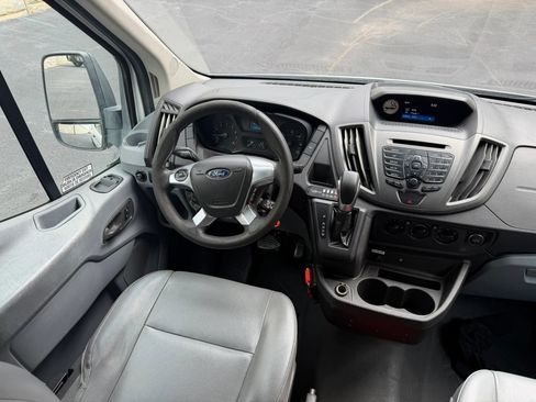 Used 2019 Ford Transit 350 XL RWD image 12