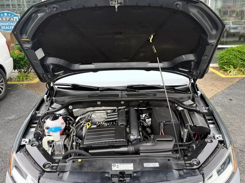 Used 2017 Volkswagen Jetta S FWD image 38