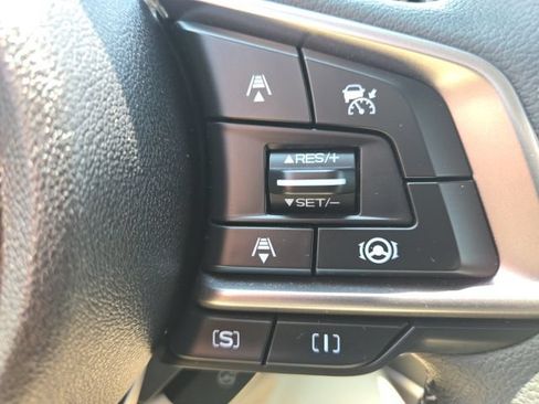 Used 2023 Subaru Forester Limited AWD/4WD image 7