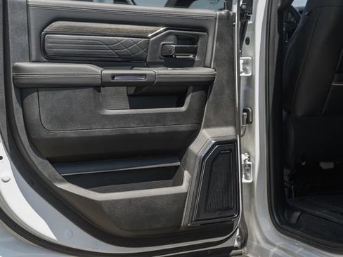 Used 2025 RAM 2500 Limited AWD/4WD image 51