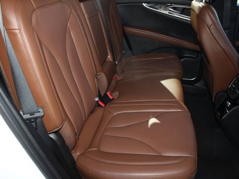 Certified 2023 Lincoln Nautilus Reserve image 19