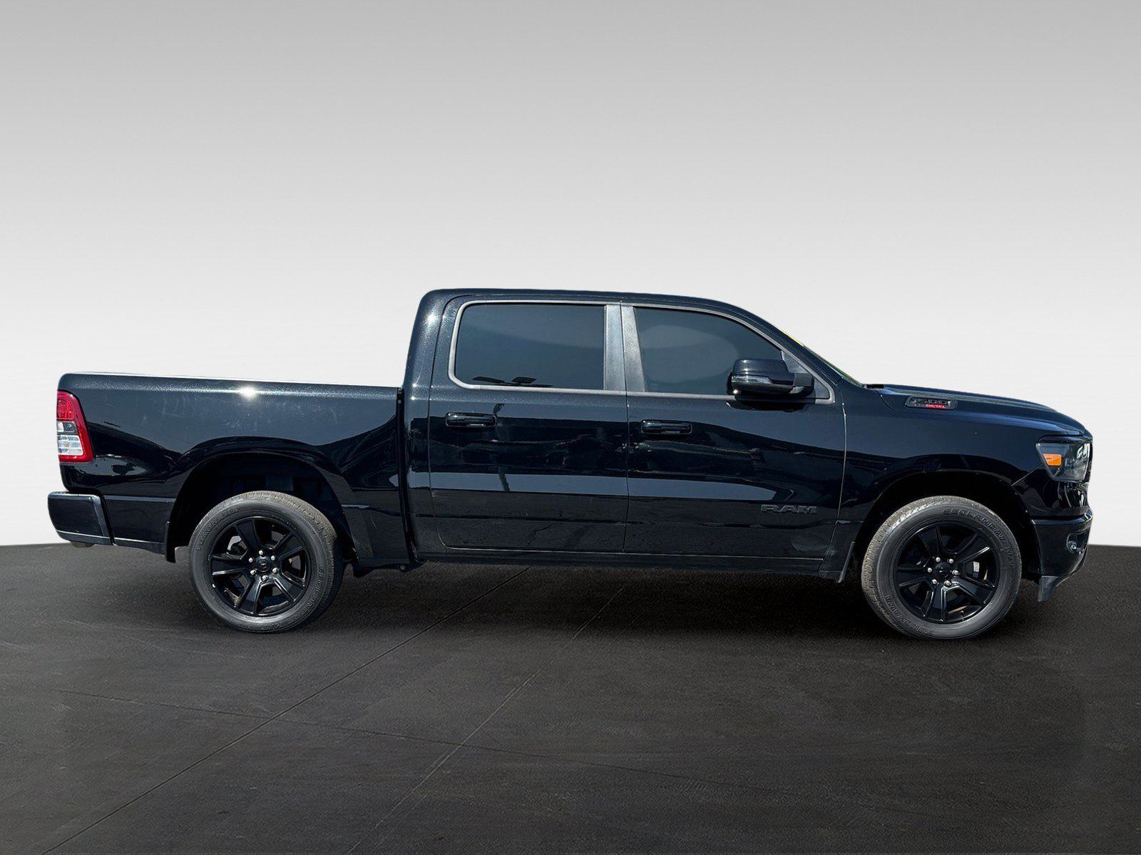 Used 2023 RAM 1500 Big Horn AWD/4WD image 4