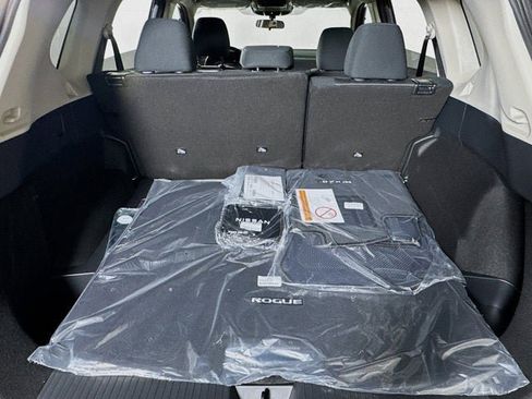 New 2026 Nissan Rogue SV w/ Cold Weather Package image 22