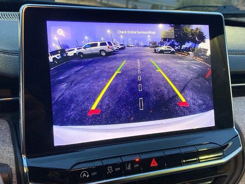 Used 2024 Jeep Compass Latitude image 22