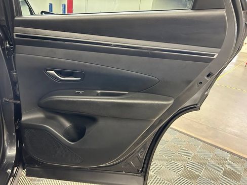 Used 2022 Hyundai Tucson SEL FWD image 13