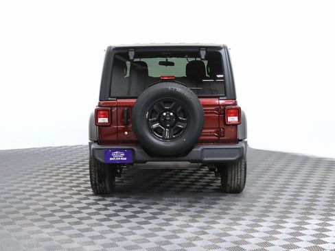 Used 2021 Jeep Wrangler Unlimited Sport image 8