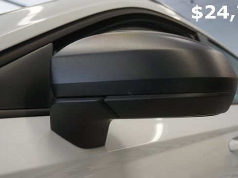 Certified 2025 Volkswagen Taos S image 76