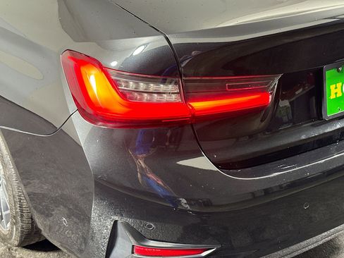 Used 2019 BMW 330i Sedan RWD image 36