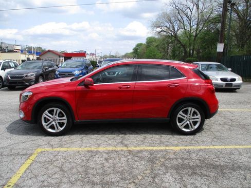 Used 2018 Mercedes-Benz GLA 250 4MATIC image 9