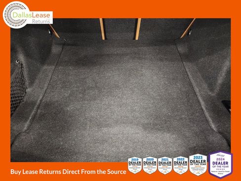 Used 2023 BMW 330i Sedan w/ Premium Package image 52