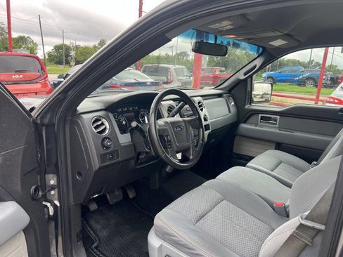Used 2011 Ford F150 XLT w/ XLT Chrome Pkg image 9