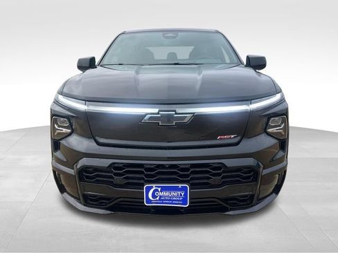Used 2024 Chevrolet Silverado EV RST AWD/4WD image 10