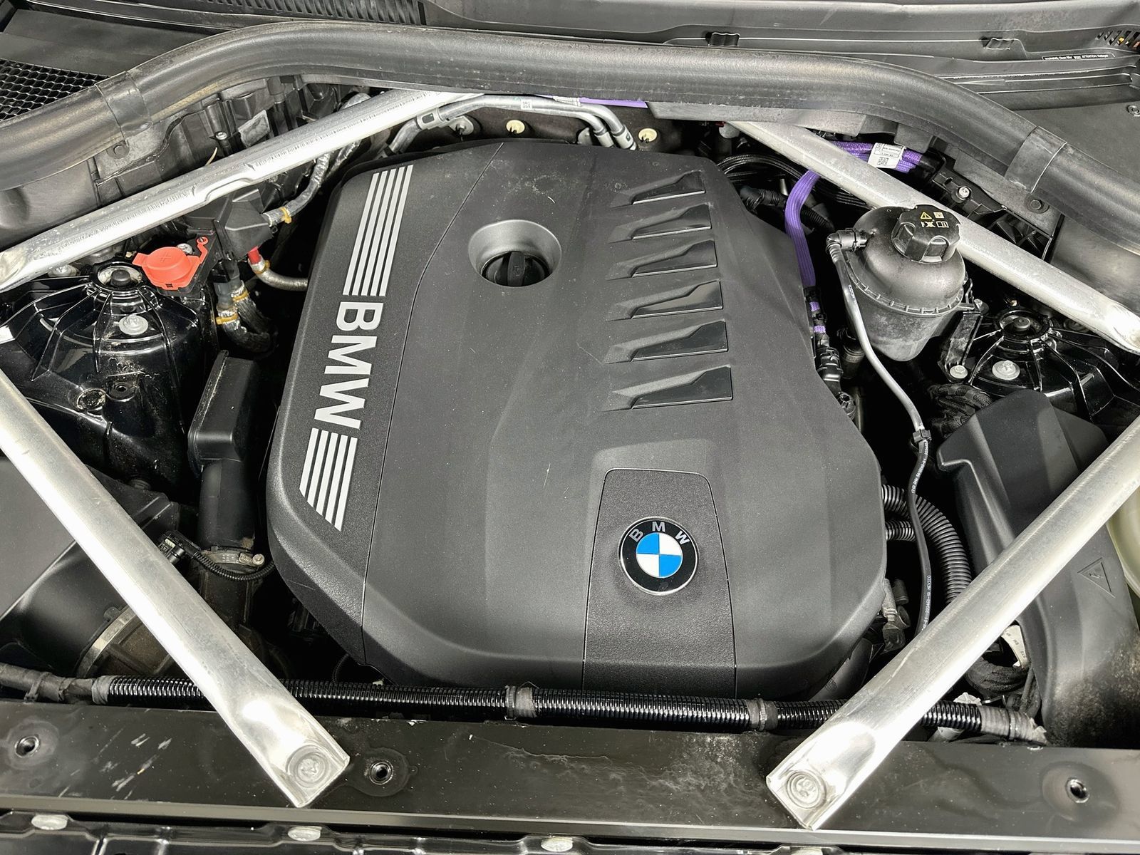 Used 2025 BMW X5 xDrive40i AWD/4WD image 13
