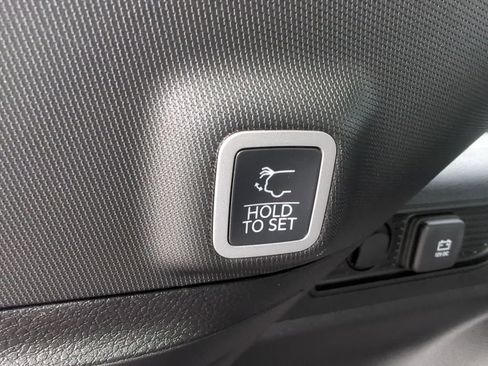 New 2026 Jeep Grand Cherokee Altitude AWD/4WD image 43