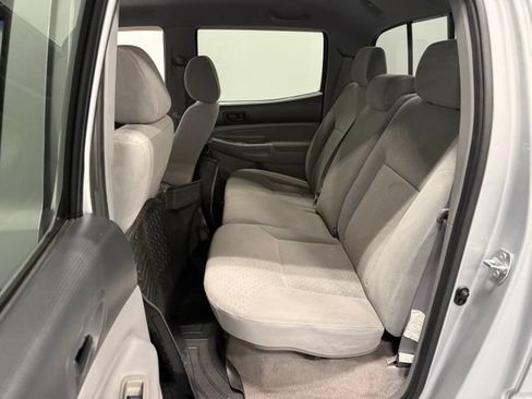 Used 2006 Toyota Tacoma PreRunner RWD image 26