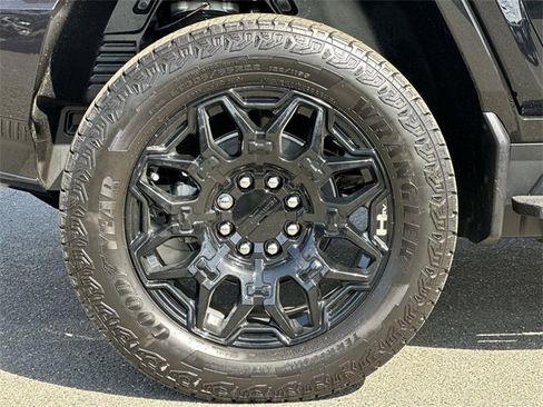 New 2026 GMC Hummer EV SUV image 30