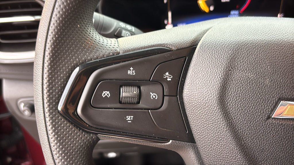 Used 2025 Chevrolet TrailBlazer LT AWD/4WD image 15
