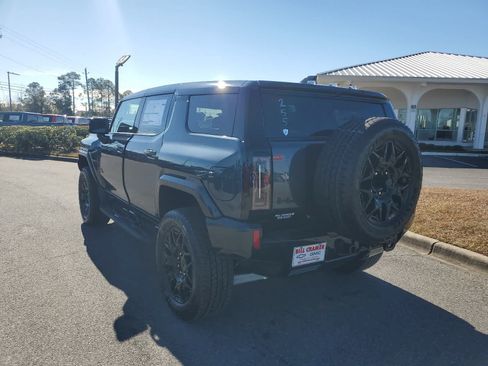New 2025 GMC Hummer EV 3X w/ LPO, Dark Essentials Package AWD/4WD image 3