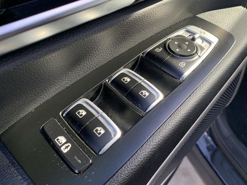 Used 2020 Kia Telluride EX w/ EX Premium Package image 15