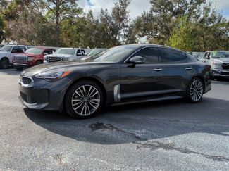 Used 2019 Kia Stinger Premium video 2