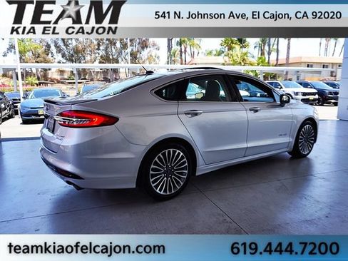 Used 2018 Ford Fusion Titanium FWD image 8