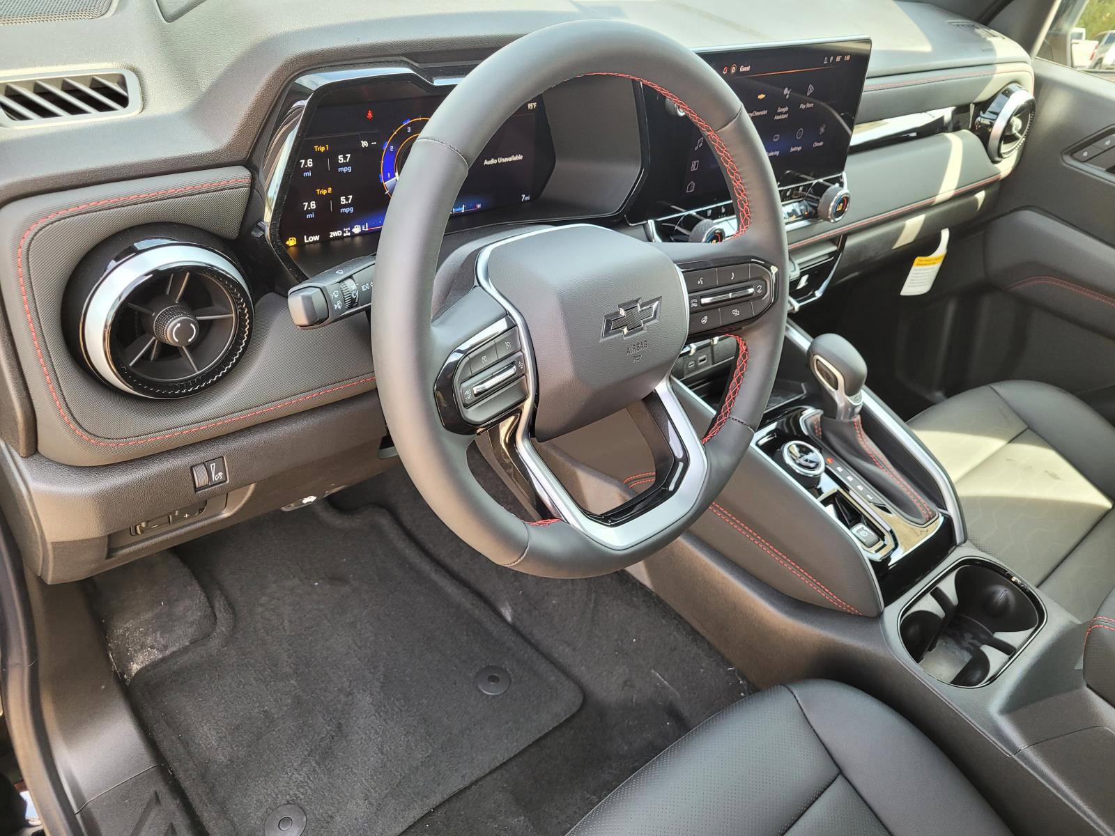 New 2026 Chevrolet Colorado Z71 w/ Z71 Convenience Package 2 AWD/4WD image 15