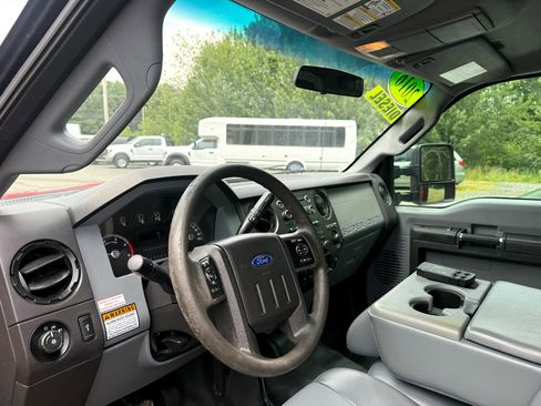 Used 2016 Ford F350 XL w/ Power Equipment Group image 27