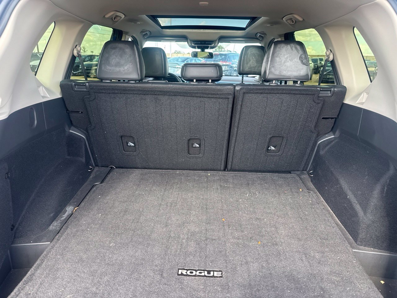 Certified 2023 Nissan Rogue SV w/ SV Premium B Package FWD image 41