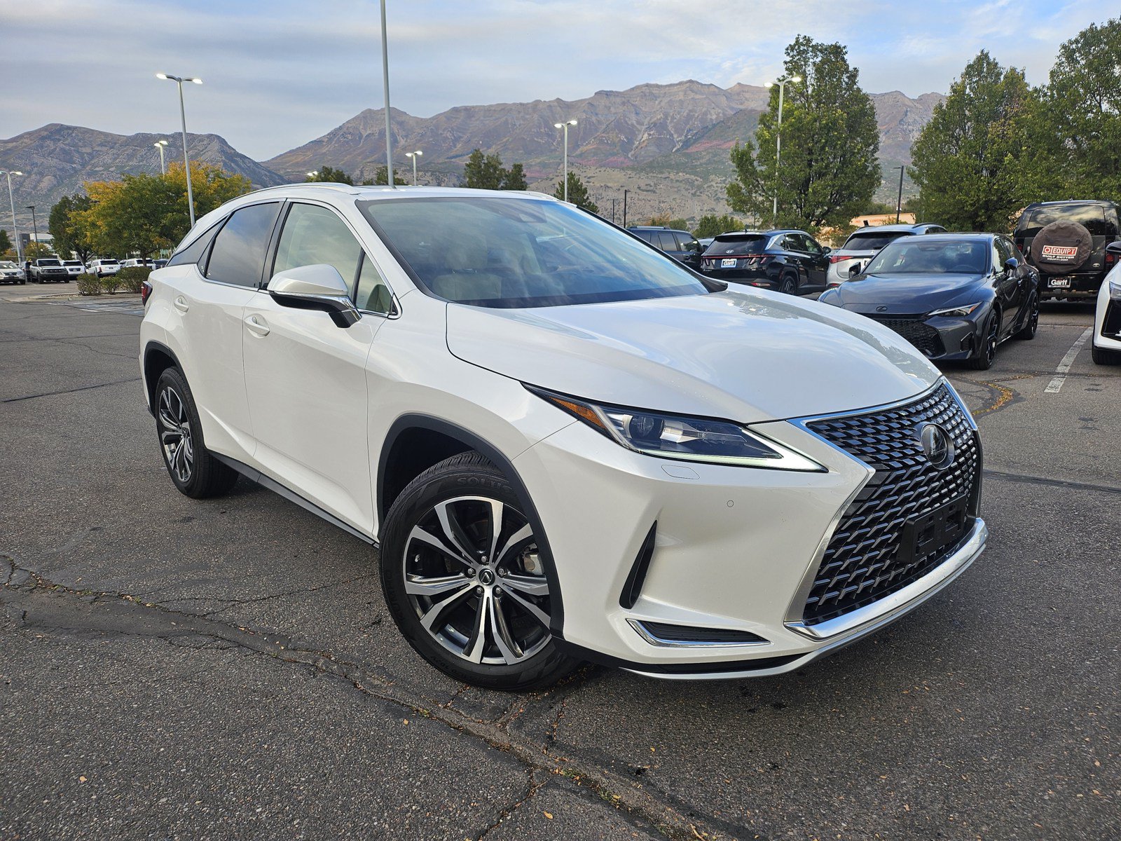 Used 2020 Lexus RX 350 AWD w/ Premium Package image 2