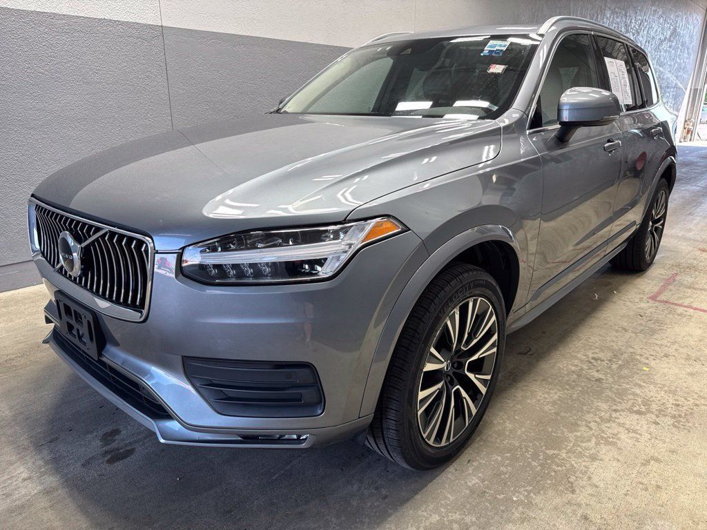 Used 2020 Volvo XC90 T5 Momentum w/ Protection Package Premier AWD/4WD image 6